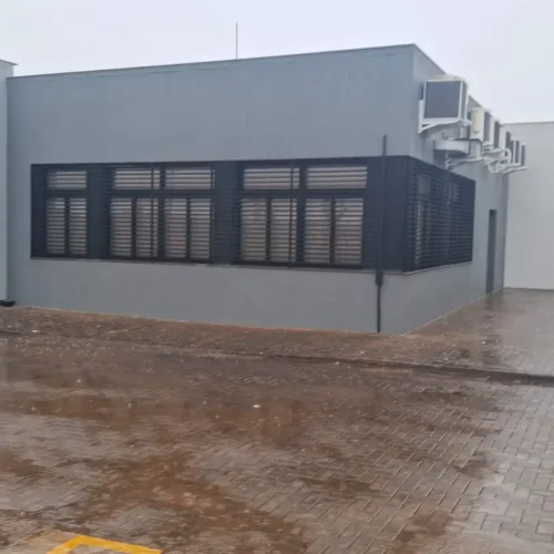 Serviços de reforma Residencial e Comercial (1) Serviços de reforma Residencial e Comercial